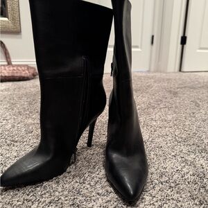 Elegant Black Women's Boots